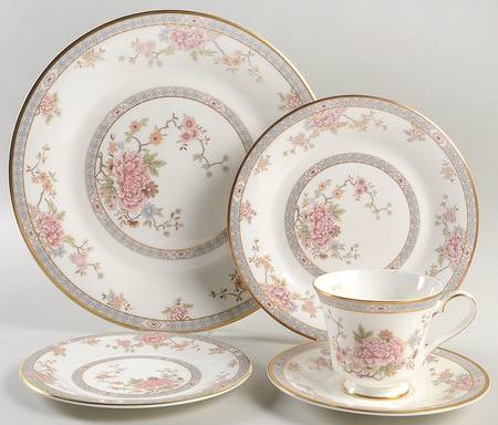 Canton 5 Piece Place Setting