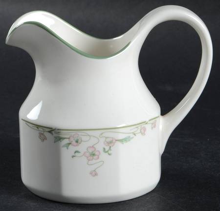 Caprice (Octagonal) Mini Creamer