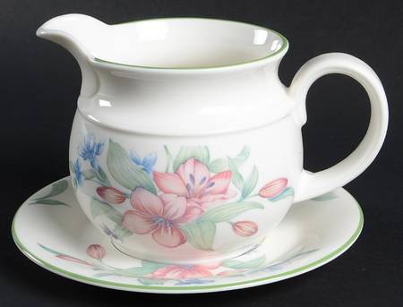 Carmel Gravy Boat & Underplate