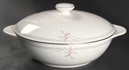 Carnation Round Covered Vegetable