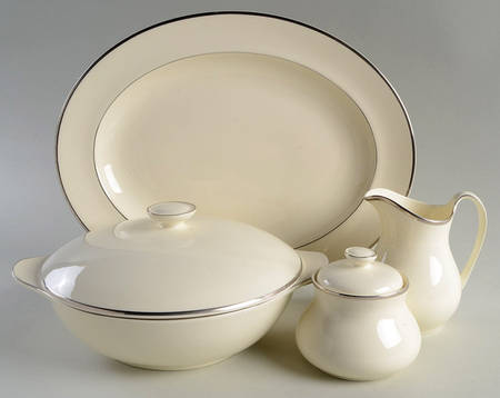 Carolyn 5 Piece Hostess Set