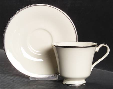 Carolyn Footed Cup & Saucer Set