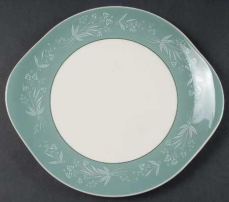 Cascade Handled Cake Plate