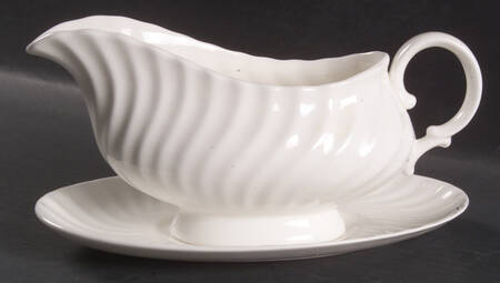Cascade Gravy Boat & Underplate