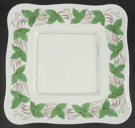 Castleford Green (Green Ivy) 9" Square Cake Plate