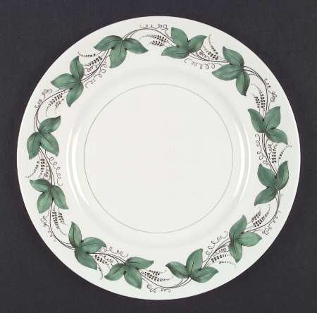 Castleford Green (Green Ivy) Dinner Plate