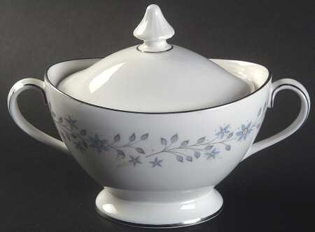 Chalet Sugar Bowl & Lid