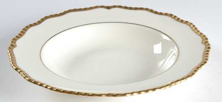 Chantilly (Ivory Background) Rim Soup Bowl