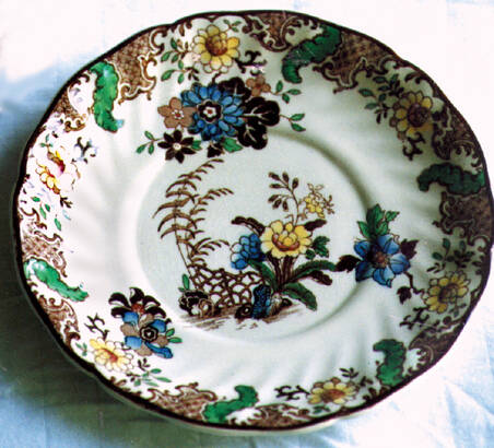Chantilly by Royal Doulton