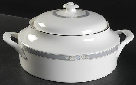 Charade Round Covered Vegetable