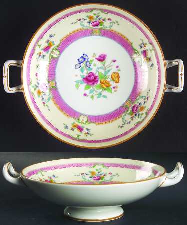 The Charlotte 8" Round Footed Handled Vegetable Bowl