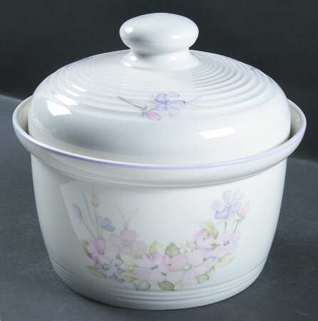 Chelsea 2.5 Qt Round Covered Casserole