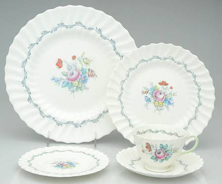 Chelsea Rose 5 Piece Place Setting
