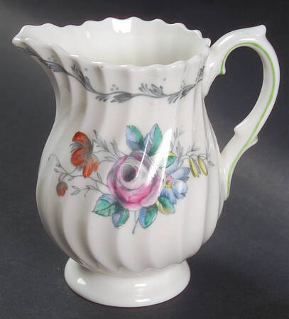Chelsea Rose Creamer