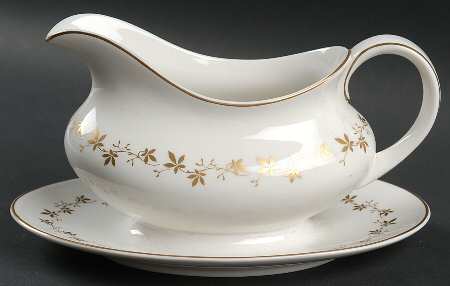 Citadel Gravy Boat with Attached Underplate
