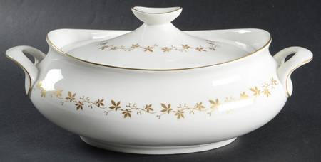 Citadel Oval Covered Vegetable