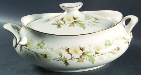 Clairmont Oval Covered Vegetable