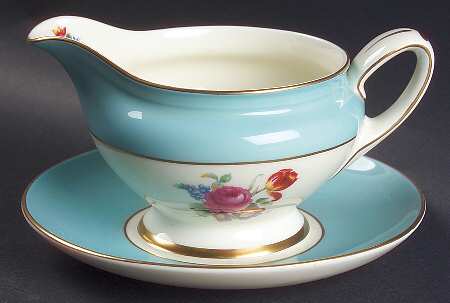 Clifton Gravy Boat with Attached Underplate
