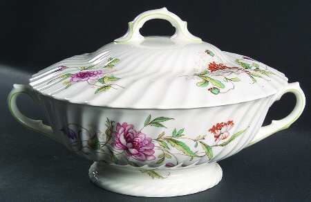 Clovelly Round Covered Vegetable