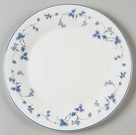Country Berries Salad Plate