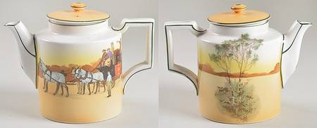 Coaching Days (Smooth, Bone) Small Teapot & Lid