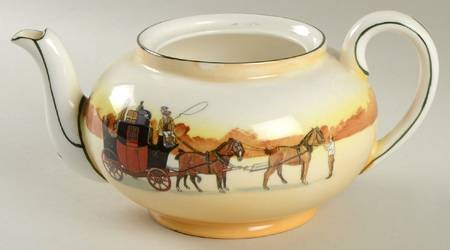 Coaching Days (Smooth, Bone) Mini Teapot No Lid