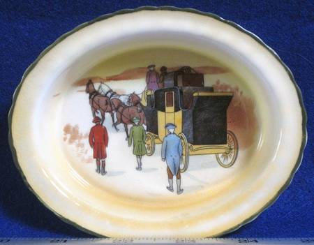 Coaching Days (Smooth, Bone) 4" Oval Nut Dish