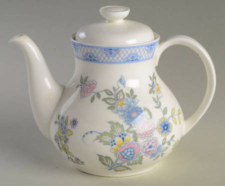 Coniston Teapot & Lid by Royal Doulton