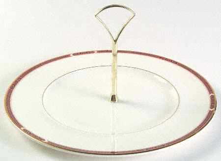 Connaught Round Serving Plate with Handle (DP)