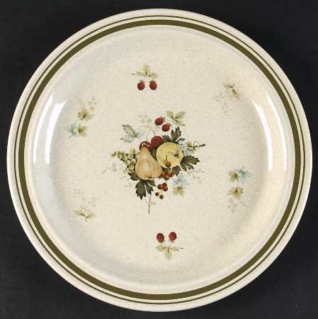 Cornwall (Rim, Double Green Trim) Luncheon Plate