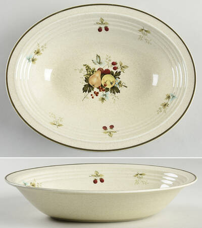 Cornwall (Coupe, Single Line Green Trim) 10" Oval Vegetable Bowl