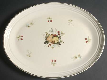 Cornwall (Coupe, Single Line Green Trim) 16" Oval Serving Platter
