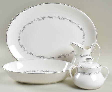 Coronet 5 Piece Hostess Set