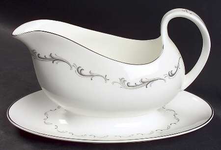 Coronet Gravy Boat with Attached Underplate