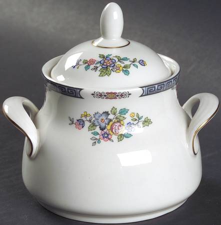 Cotswold Sugar Bowl & Lid