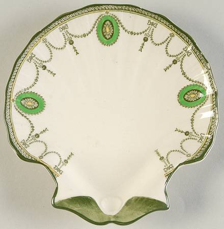 Countess Shell Shaped Dish