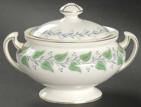 Coventry Green (Green Leaves) Sugar Bowl & Lid