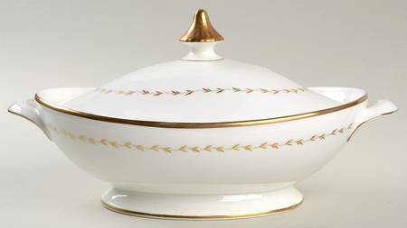 Covington Oval Covered Vegetable