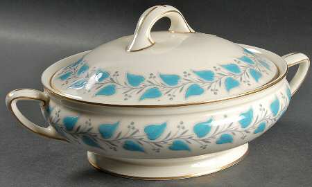 Coventry Blue Turquoise Round Covered Vegetable