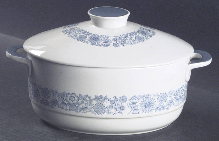 Cranbourne 2 Quart Oval Covered Casserole