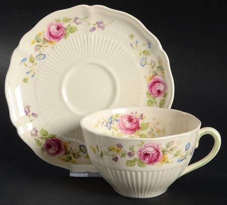 Curnock Rose Flat Cup & Saucer Set