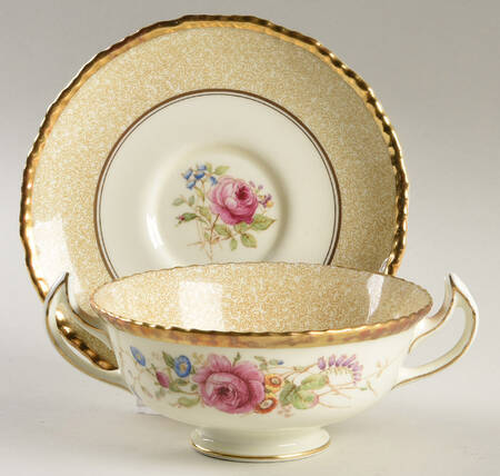 Curnock Rose Footed Cream Soup Bowl & Saucer Set