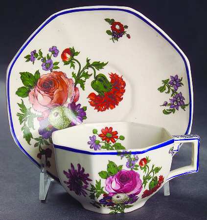 D3823 Flat Cup & Saucer Set