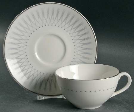 Debut Flat Cup & Saucer Set