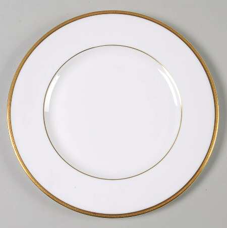 Delacourt Luncheon Plate
