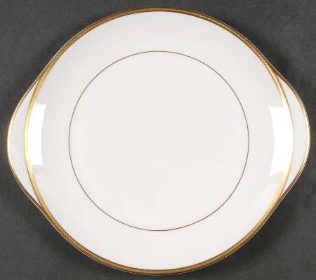 Delacourt Handled Cake Plate