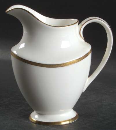 Delacourt Creamer