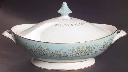 Delamerie Turquoise Oval Covered Vegetable
