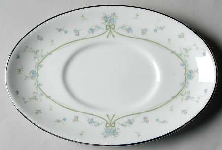 Demure Underplate for Gravy Boat