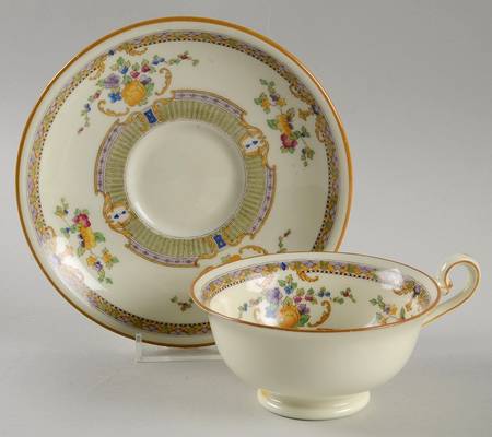 Devonshire Footed Cup & Saucer Set